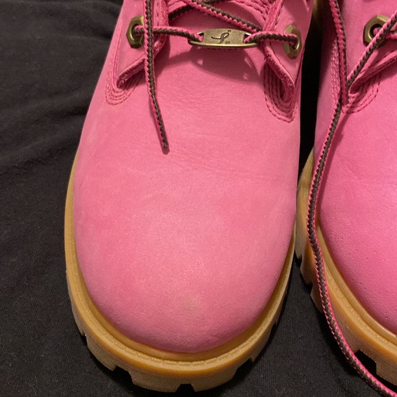 Susan G. Komen - Pink Timberland Boots Boy’s Size 6. - Picture 7 of 12